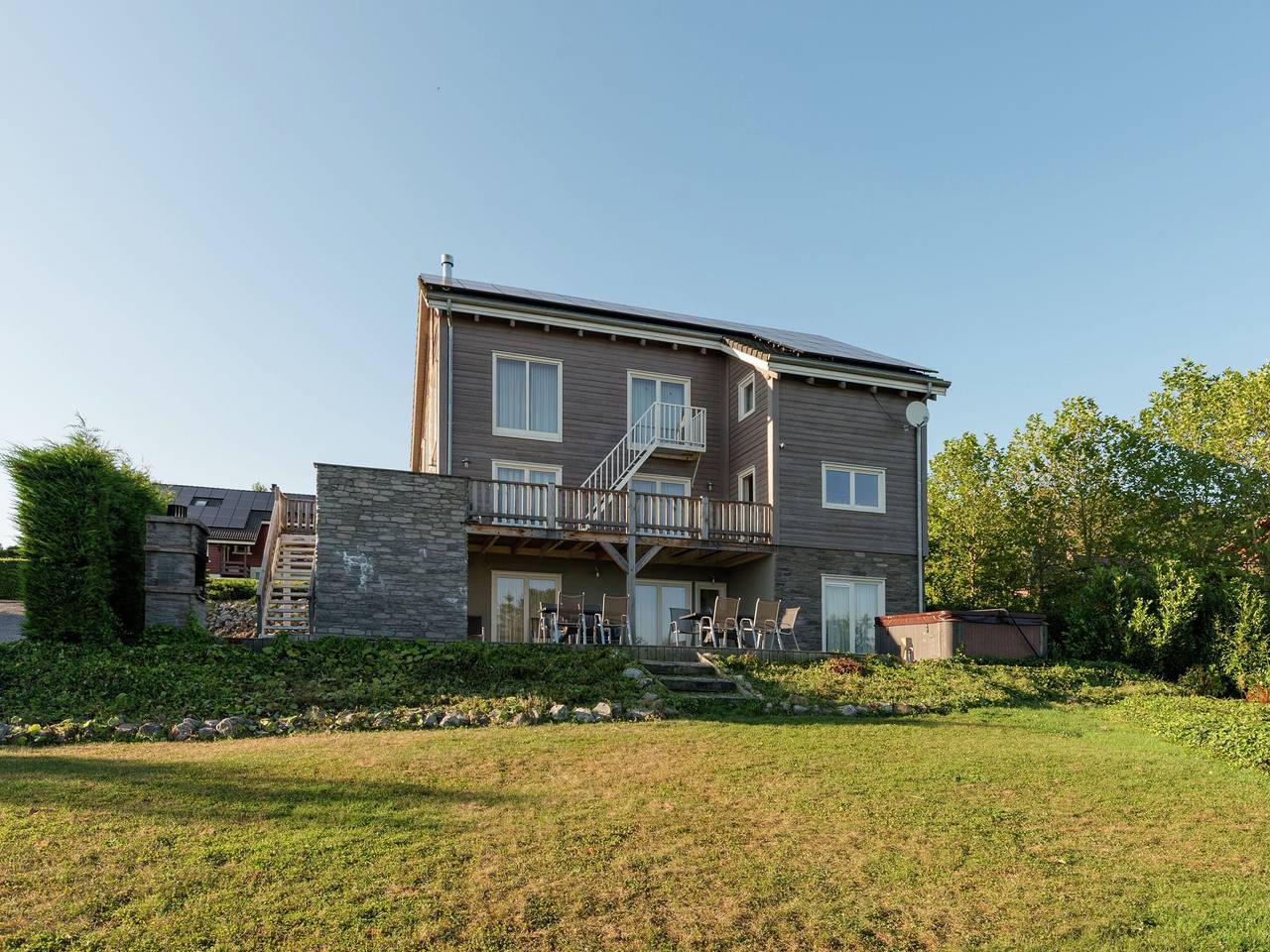 Villa in Septon met Ardennenzicht & Sauna in Septon, Durbuy