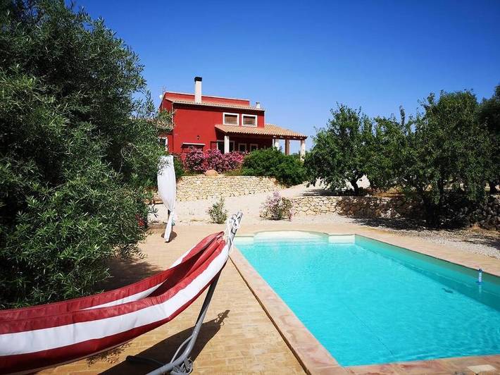 Casa rural para 6 personas, con Balcón y Terraza además de Jardín y Piscina en Valle de Ricote