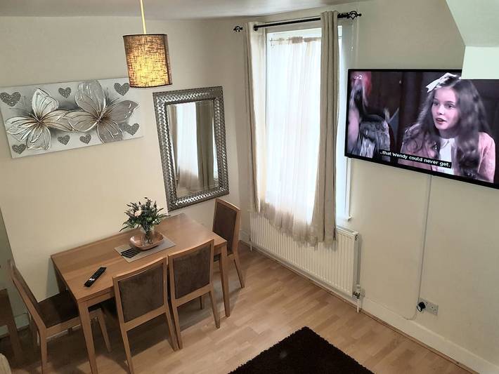 Location de vacances pour 15 personnes, avec jardin, adapté aux familles dans Chatham (United Kingdom)