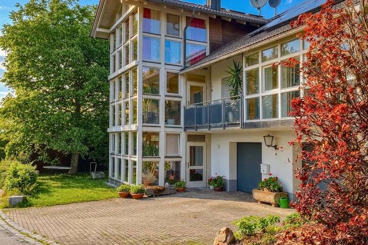 Ferienwohnung für 5 Personen, mit Terrasse und Garten