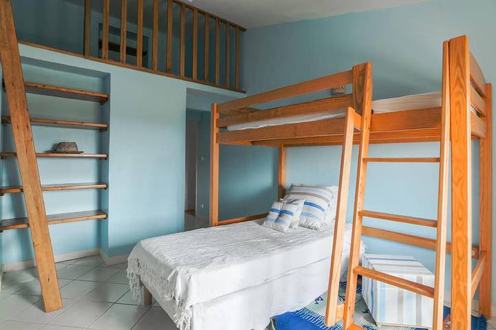 Gîte pour 7 personnes, avec jardin et piscine à Peypin-d'Aigues - 4