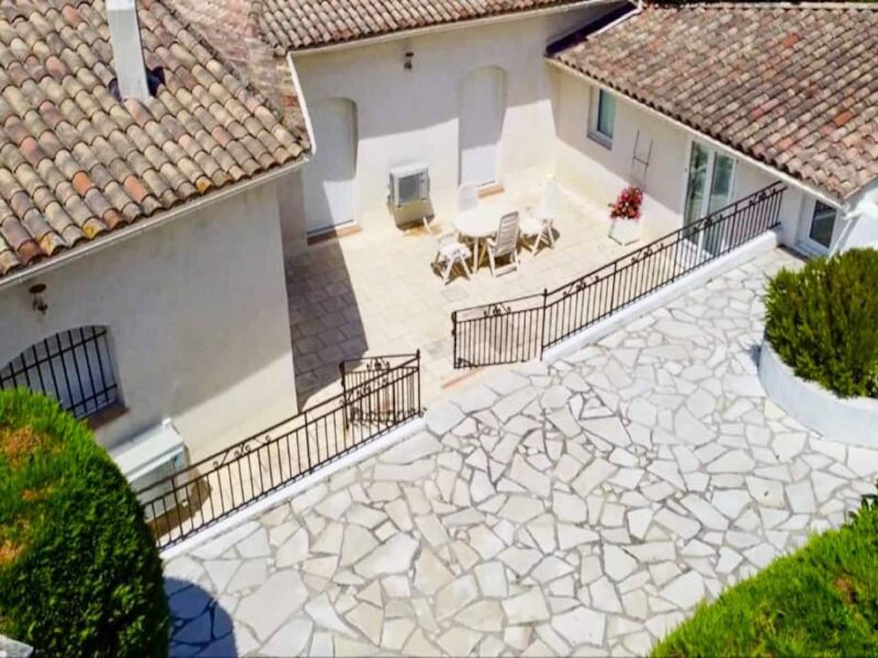 Ganze Wohnung, Hהuser & Villen f�r 8 Personen in Tanneron, Draguignan Region