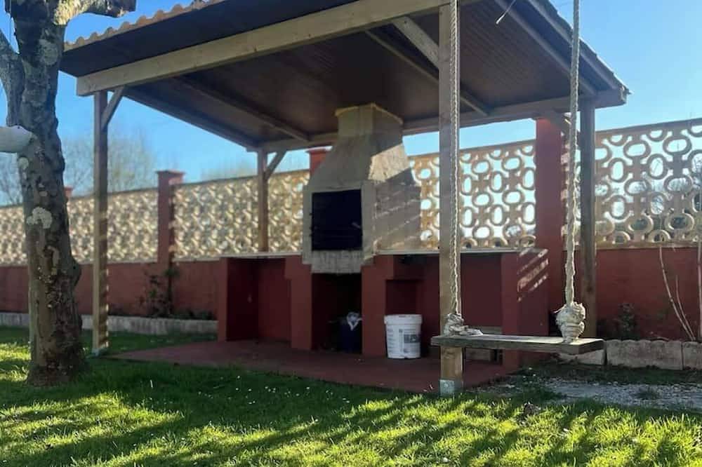 Villa Villa Destino in Cerceda, Costa de Galicia