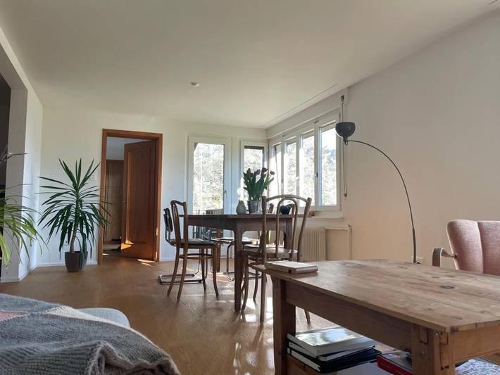 Gîte pour 4 personnes, avec Balcon ainsi que Terrasse et Vue à Malans