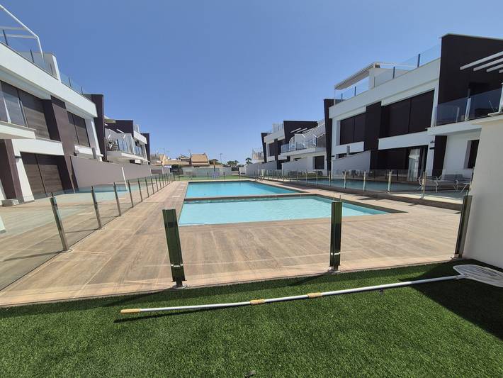 Holiday rental for 4 people, with garden and children pool as well as terrace and pool, child-friendly in San Pedro del Pinatar