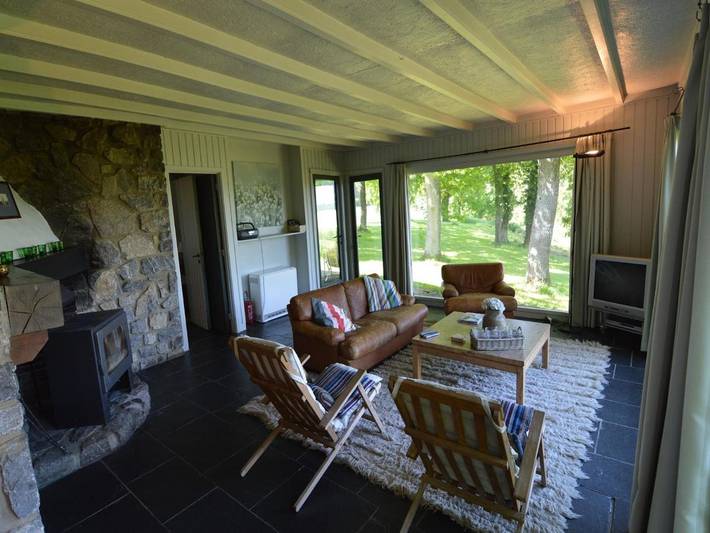 Gîte pour 6 personnes, avec Jardin dans Humain