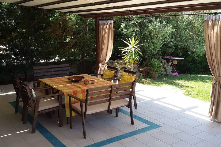 Ferienhaus für 4 Personen, mit Terrasse und Garten in Agropoli