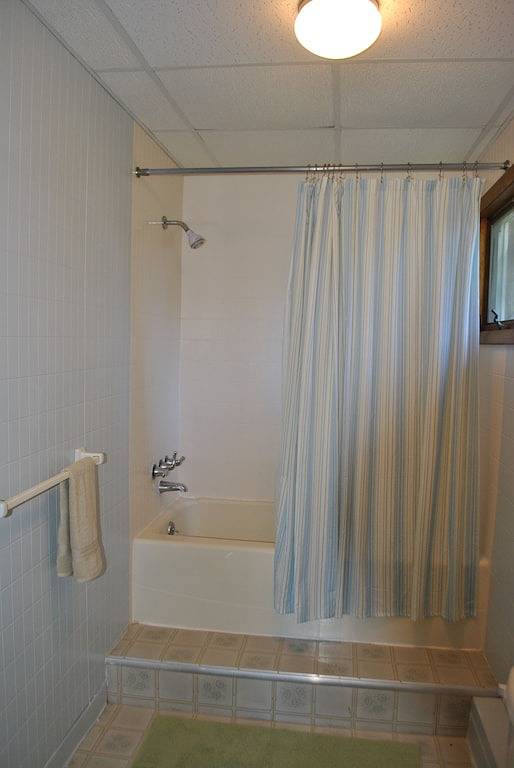 Vacation rental for 8 people, with yard in Lake Leelanau