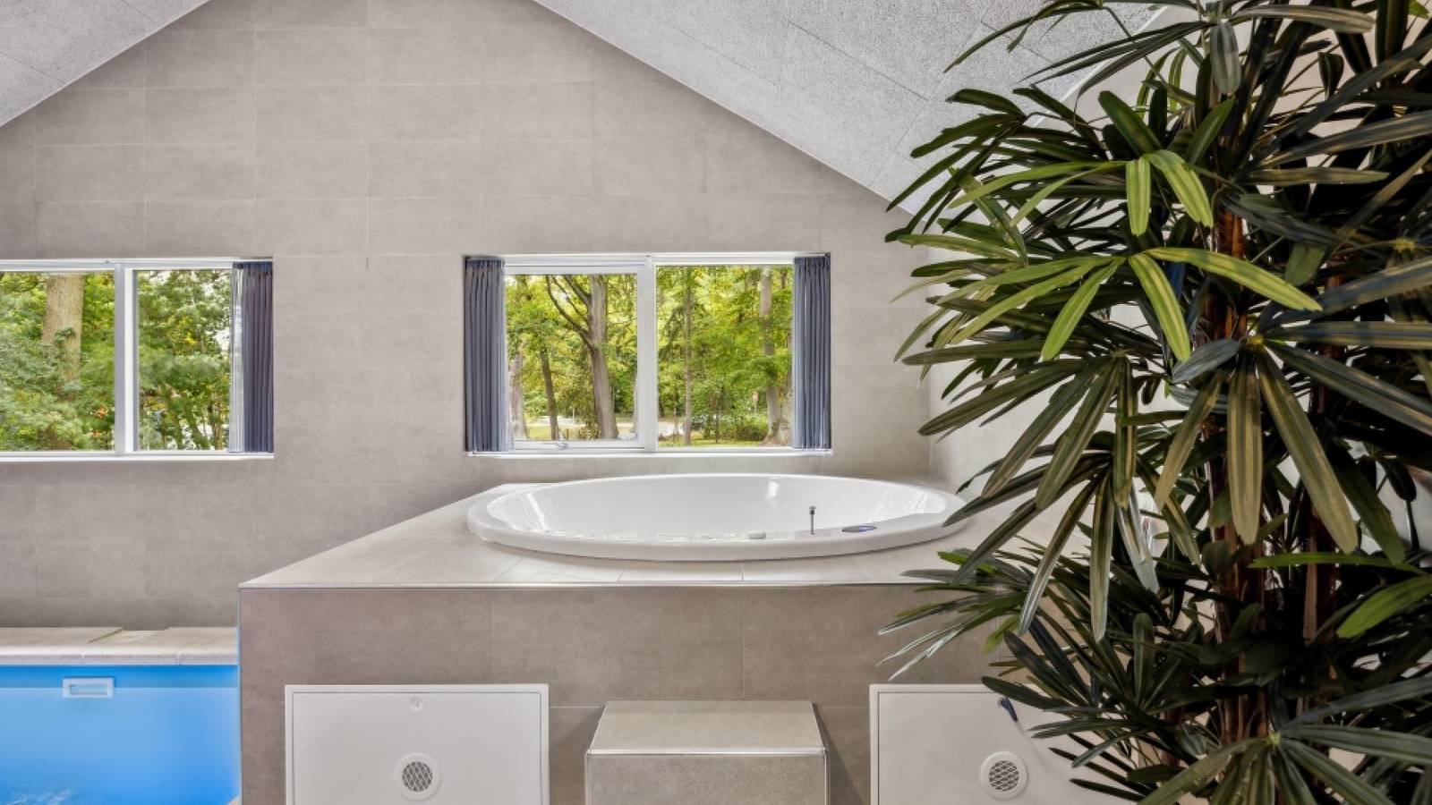 Schönes Haus Nr. 750 mit Pool in Deutschland in Krakow am See, Mecklenburgische Seenplatte