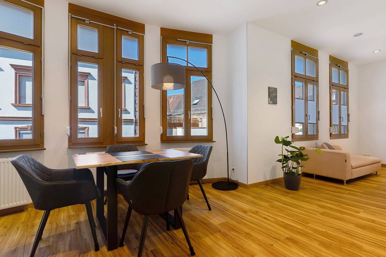 Ganze Wohnung, Breisgau Lofts - Nähe Europapark mit Wlan und Klimaanlage in Europa-Park, Herbolzheim
