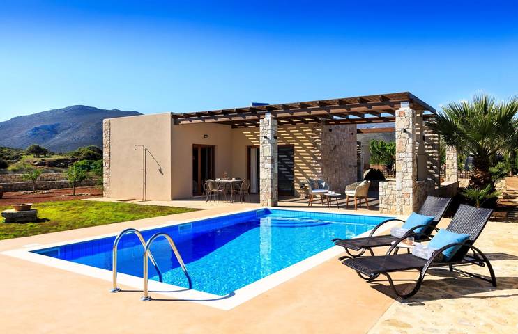 Ferienhaus für 2 Personen, mit Pool und Terrasse sowie Garten in Sitia Gemeinde