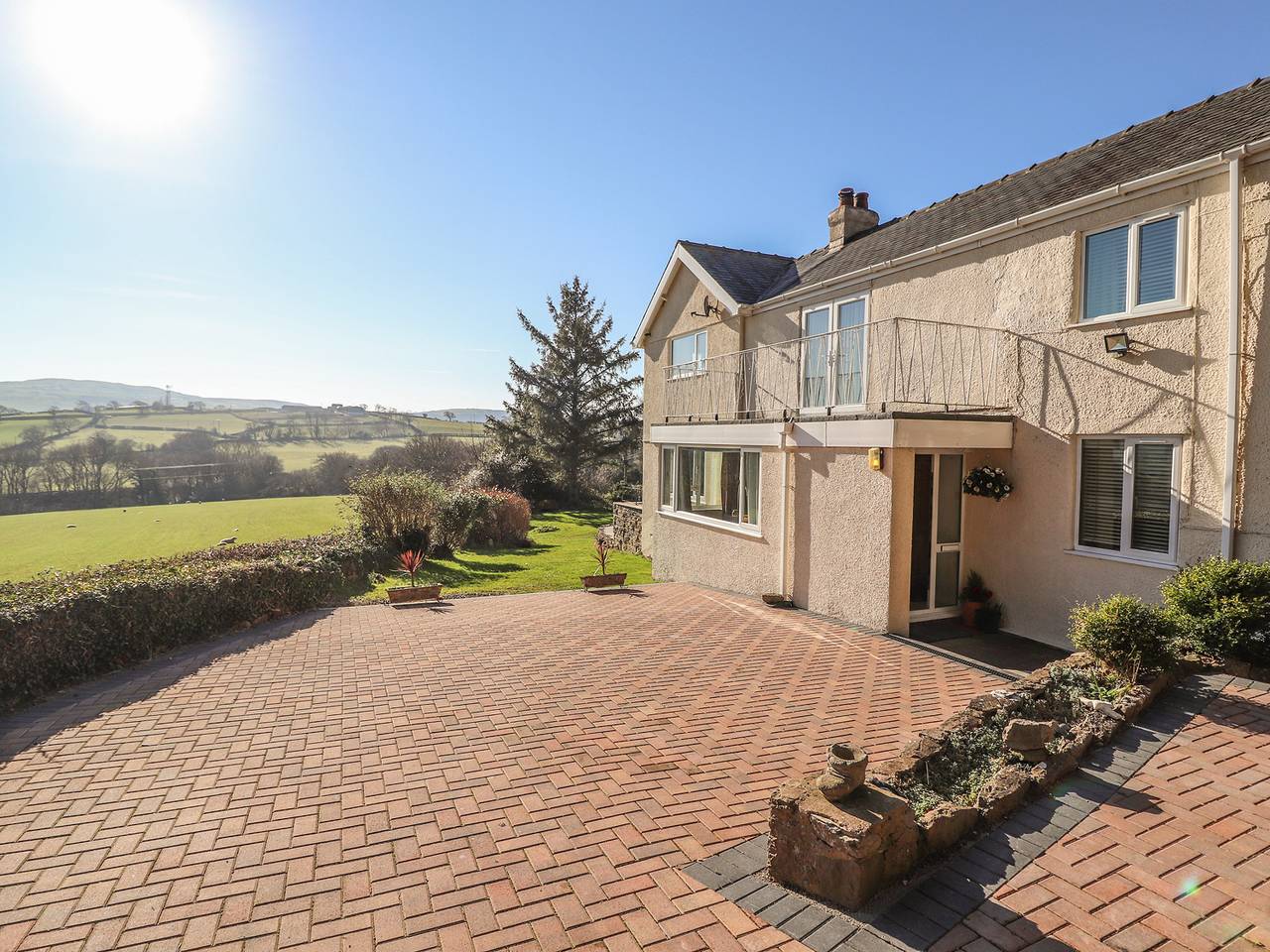 Llecha in Conwy region