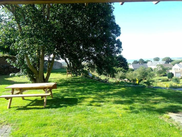 Location de vacances pour 6 personnes, avec vue et jardin à Tourville-sur-Sienne - 3