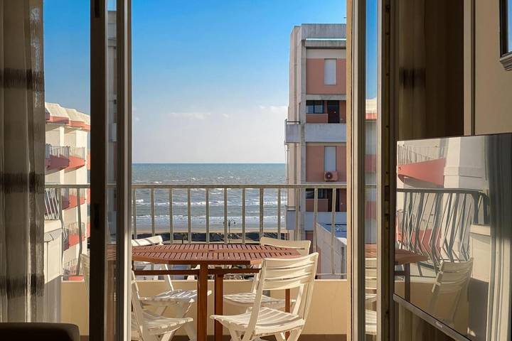 Ferienhaus für 4 Personen, mit Terrasse und Pool in Jesolo