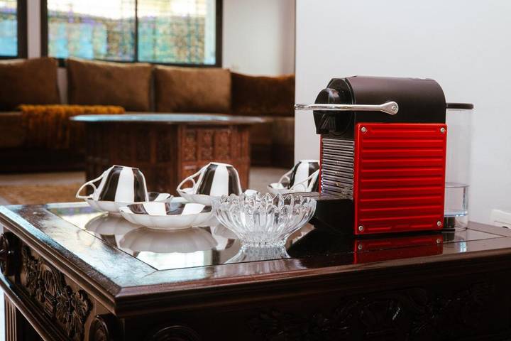 Villa pour 16 personnes, avec terrasse et sauna ainsi que jardin et piscine, animaux acceptés à Casablanca - 4