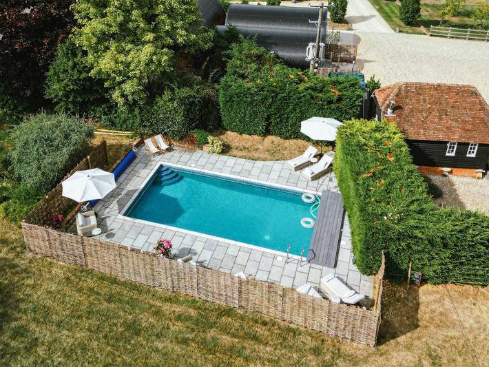 Glamping for 2 people in Hampshire