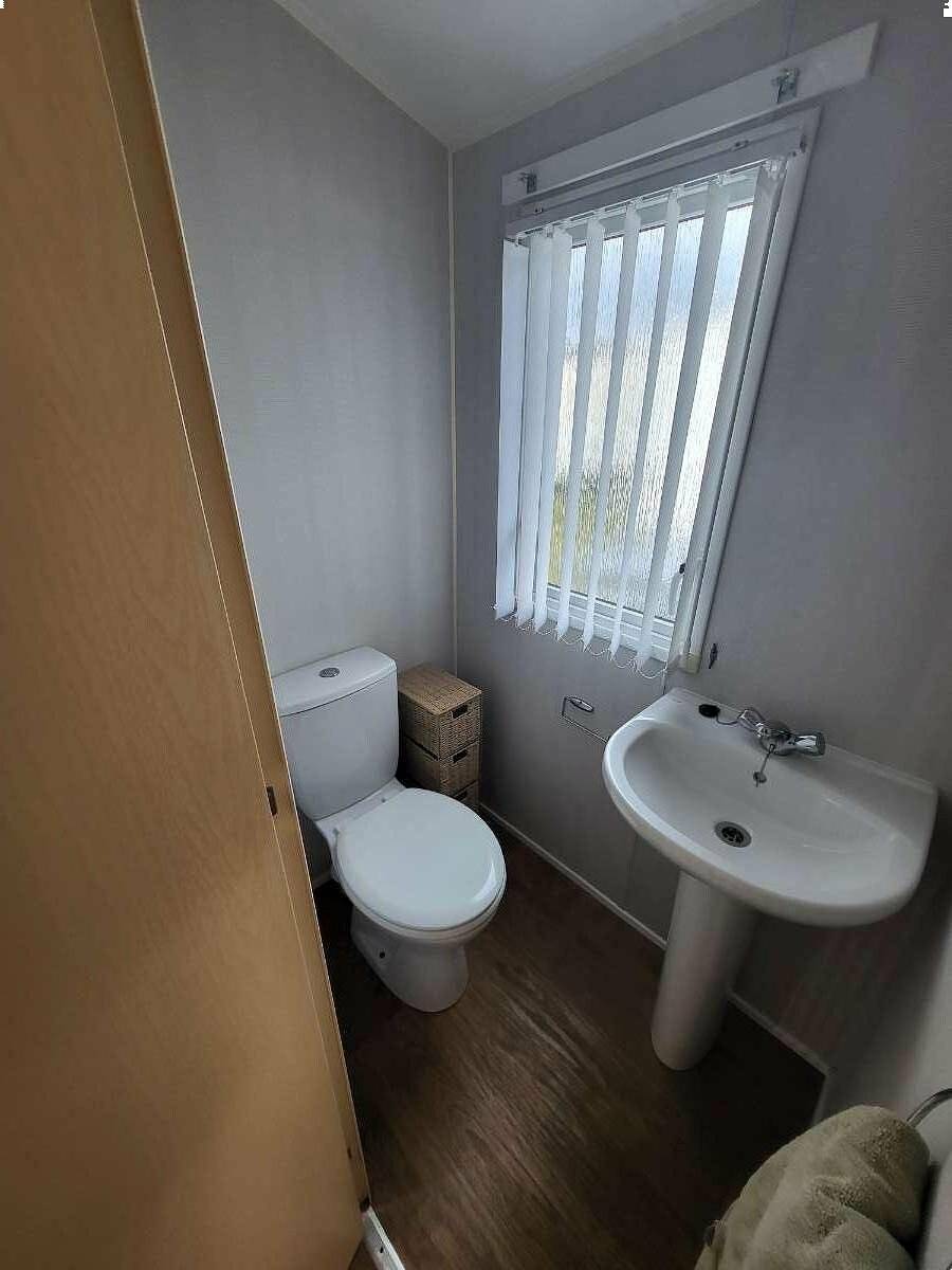 Lyons Winkups and Primrose - Holiday Accommodation 15610 in Towyn, Conwy und Umgebung