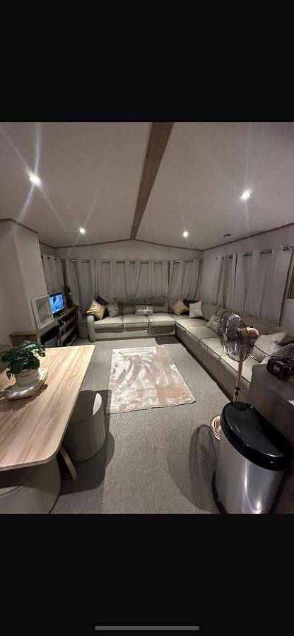 Mobile Home in Selsey, West Sussex