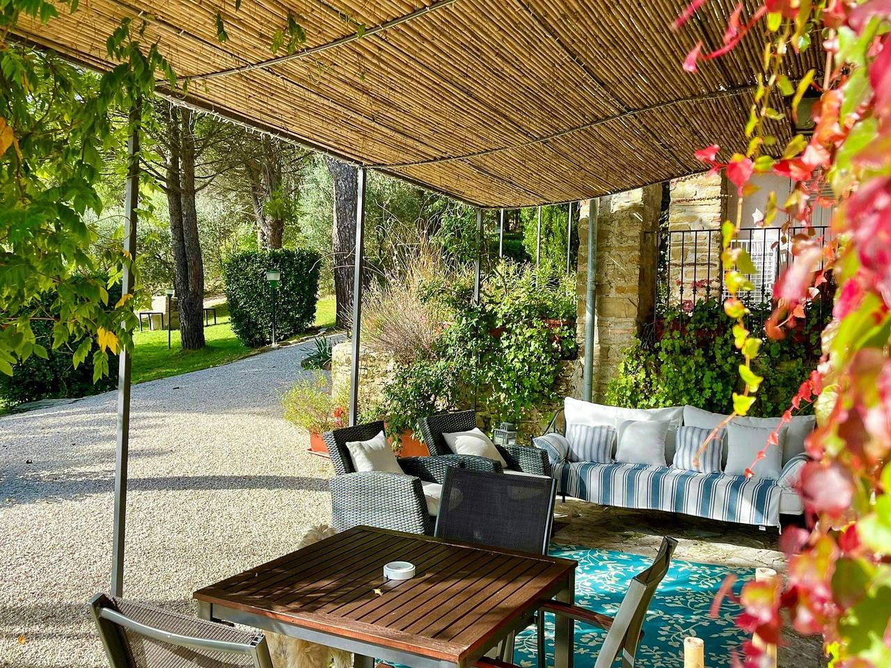 Appartamento intero, Retreat da fiaba con vista sulle campagne umbre in Gubbio, Umbria