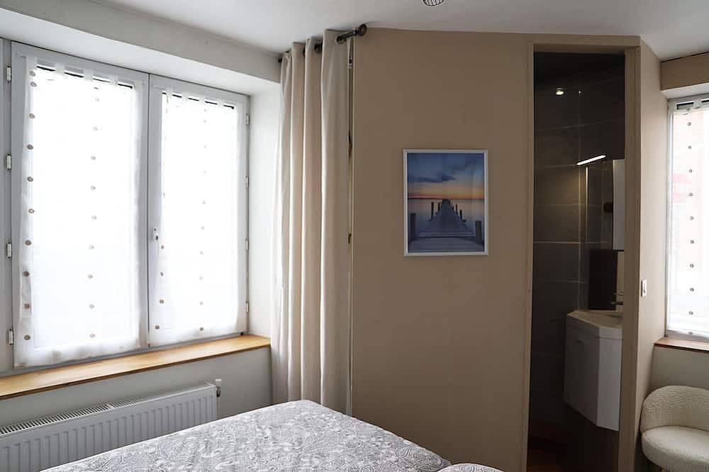 Entire apartment, Appartement 2 Chambres, 2 Salle de Bains, Internet Fibre, Netflix in Saint-Quentin, Aisne