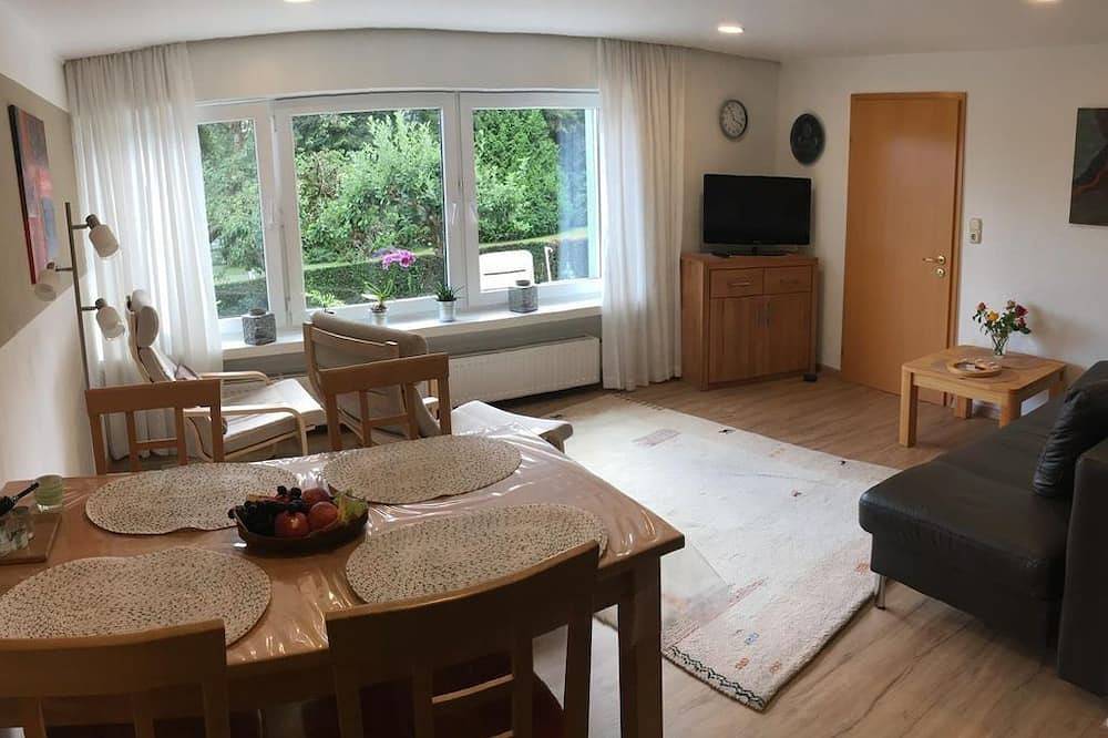 Ganze Wohnung, Ferienwohnung Beate Schmitz - 2-Bettwohnung (Nichtraucher) in Manderscheid, Bernkastel-Kues & Umgebung