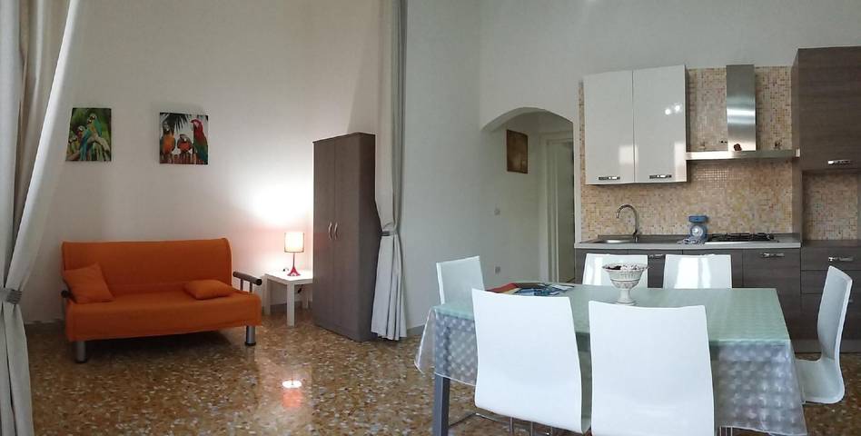Holiday apartment for 6 people, with garden - 1