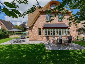 Ferienhaus für 5 Personen, mit Garten und Sauna sowie Terrasse in Alkersum