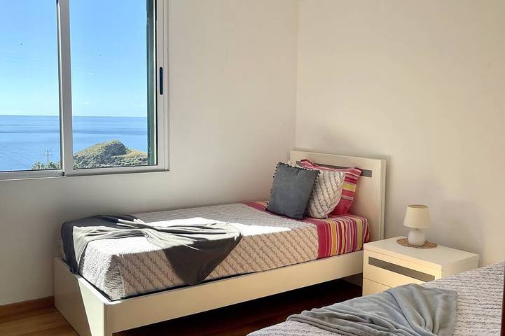 Villa Graciela - 2 Schlafzimmer Meerblick neue Villa in Pináculo, Tabua