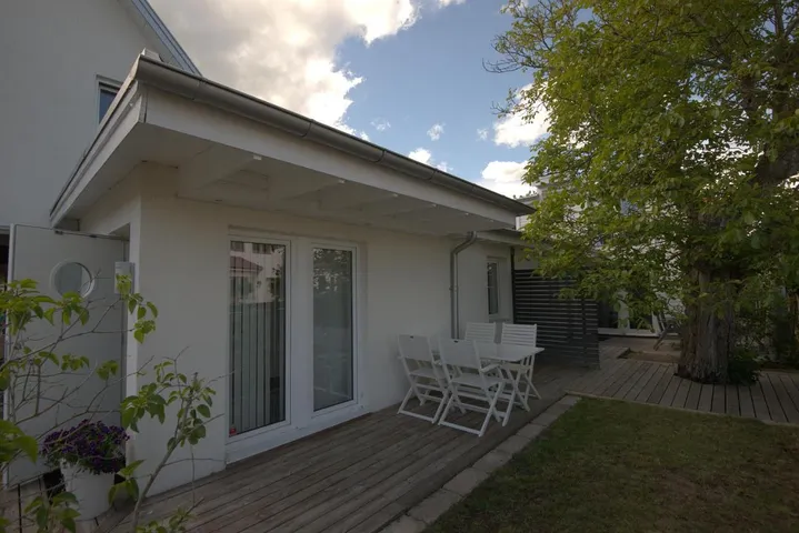 Ferienhaus für 5 Personen, mit Seeblick und Ausblick sowie Garten - 1