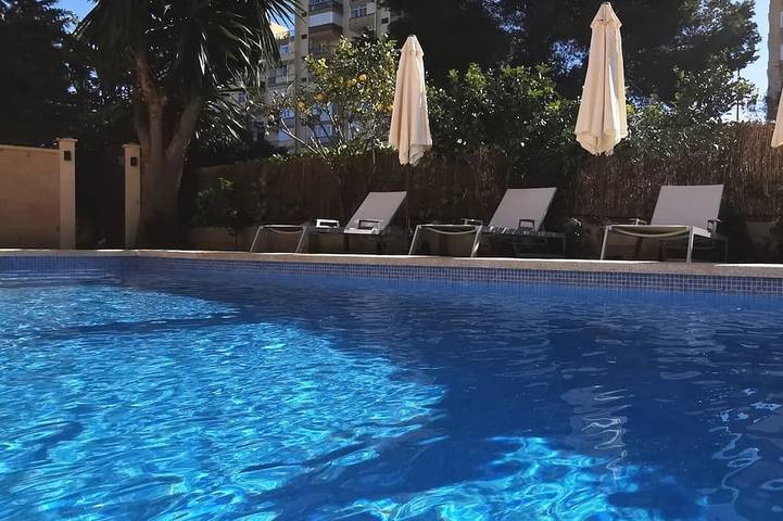 Ferienhaus für 12 Personen, mit Balkon und Garten