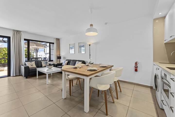 Apartment for 2 people, with balcony and children pool in Costa Teguise
