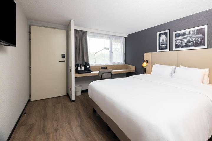 Hôtel pour 2 personnes, avec terrasse, animaux acceptés à Artigues-près-Bordeaux - 4