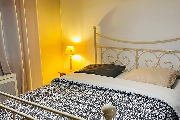 Location de vacances pour 8 personnes, avec piscine à Aramon - 3