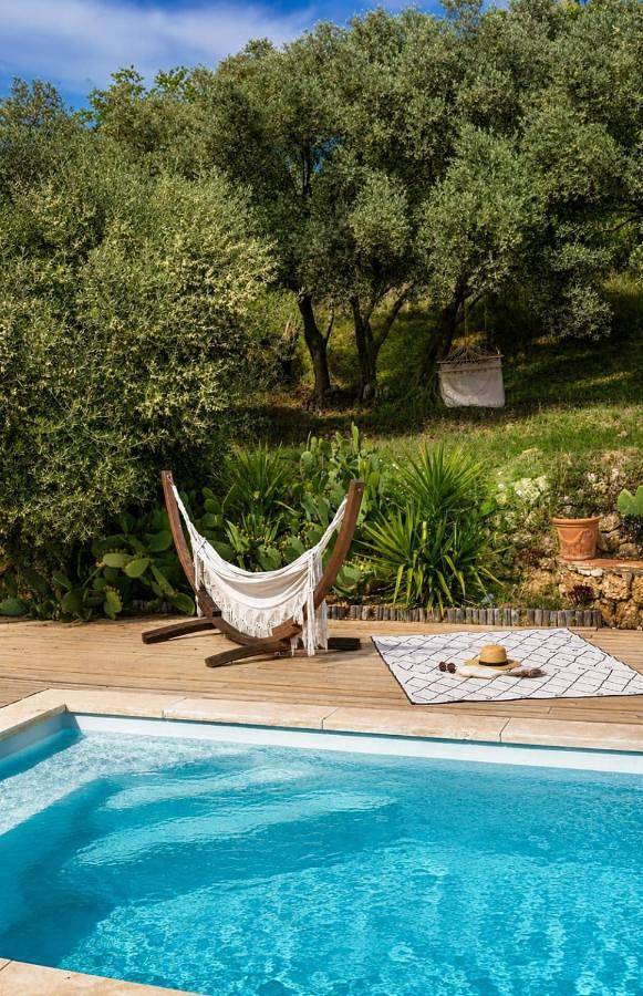 Villa pour 8 personnes, avec vue ainsi que jardin et piscine à Aubagne - 3