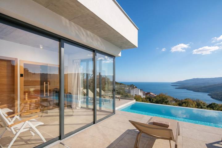 Villa für 8 Personen, mit Meerblick