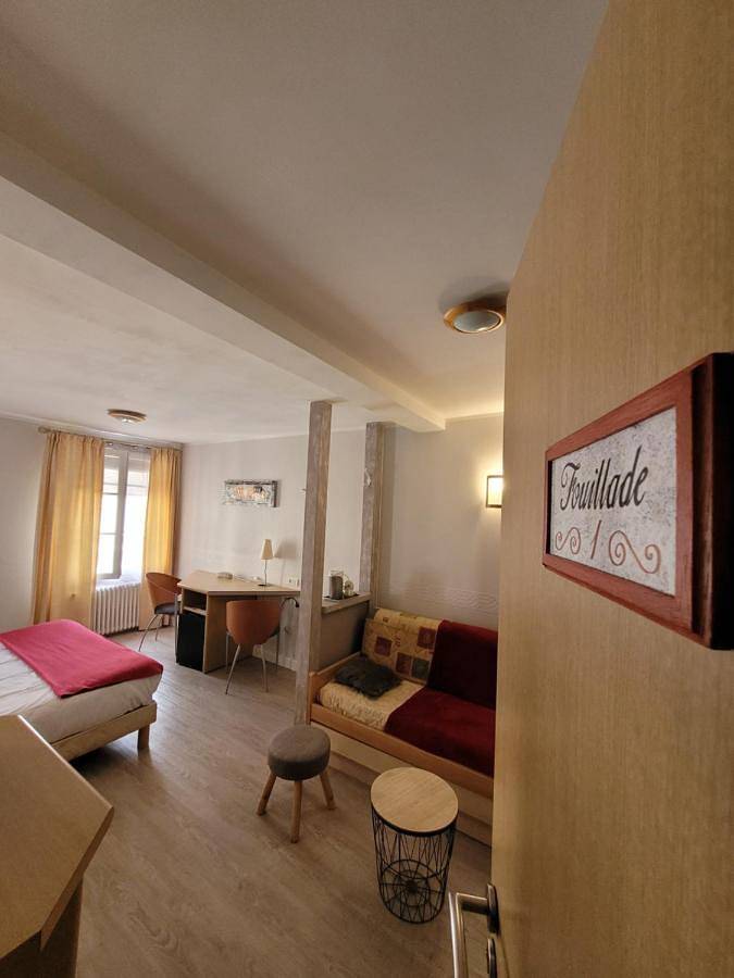 Hôtel pour 2 personnes, avec vue ainsi que terrasse et jardin à Argentat