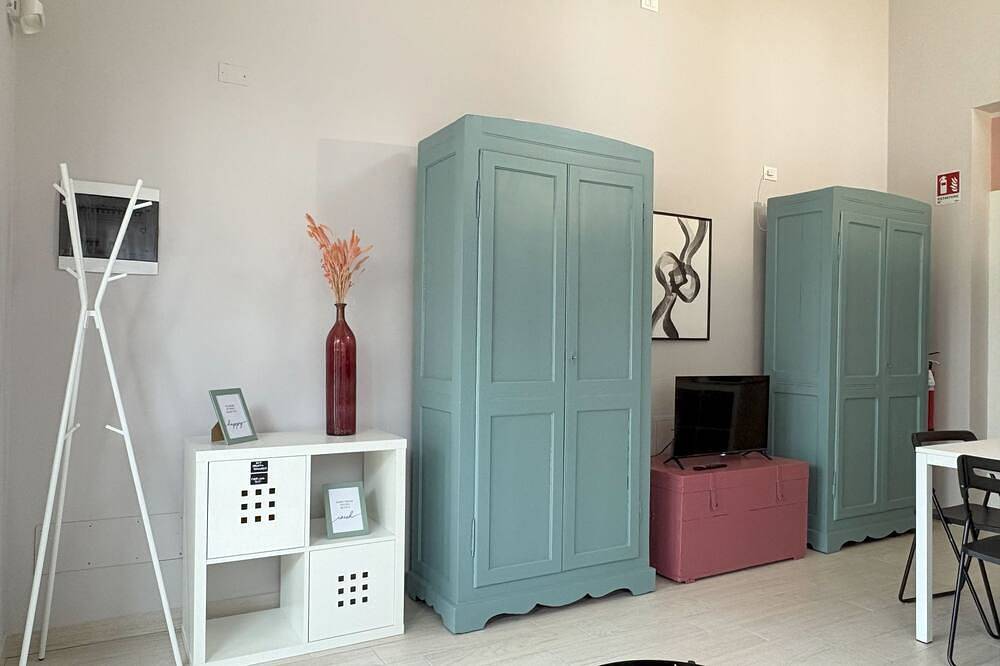 Ganze Wohnung, Marlor House - Feeling at home in Brescia: a two-room apartment for business or tourism in Brescia, Brescia Provinz