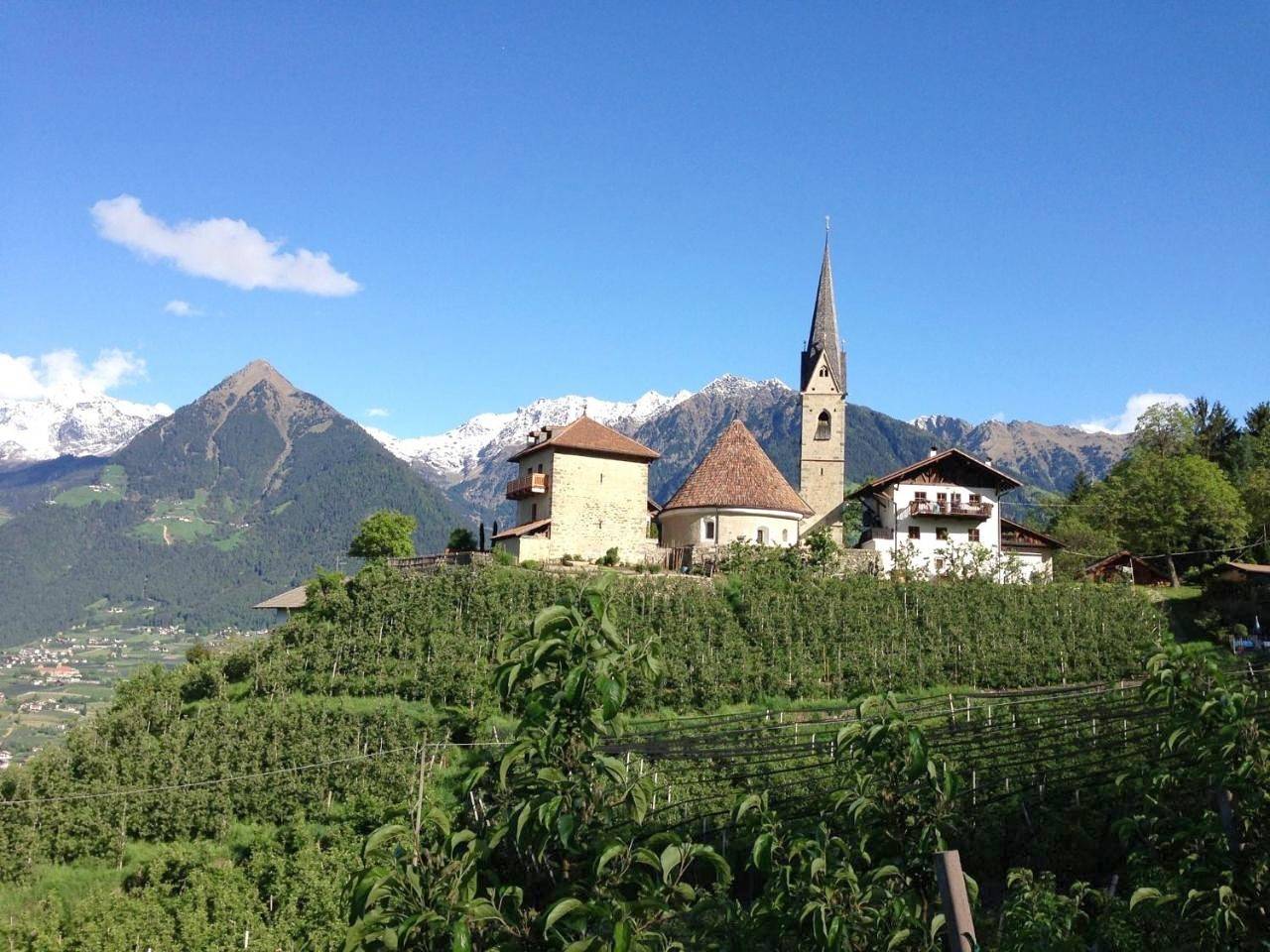 Double Room with Mountain View in St. Georgen (Schenna), Schenna