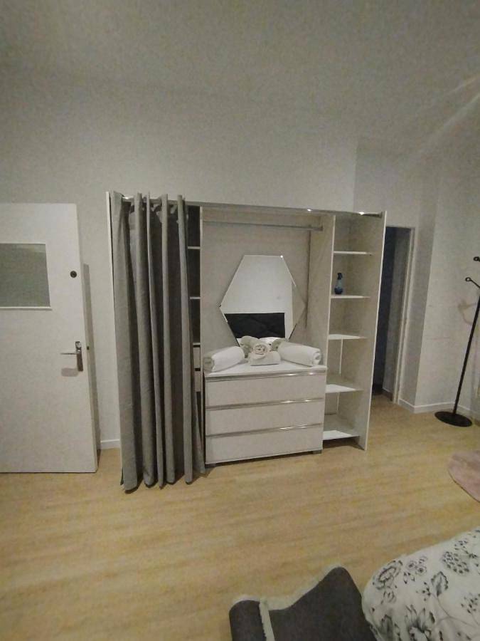 Chambre d’hôte pour 2 personnes, avec Jardin et Vue à Cambrai - 2