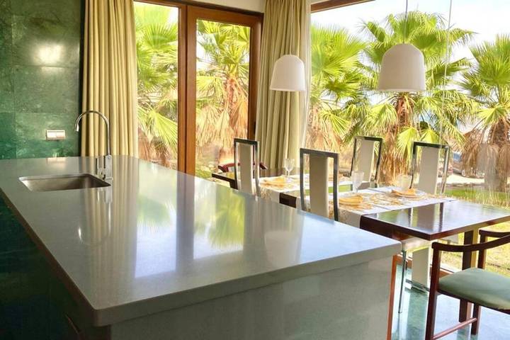 Casa rural para 8 personas, con vistas y jardín en Adra - 2