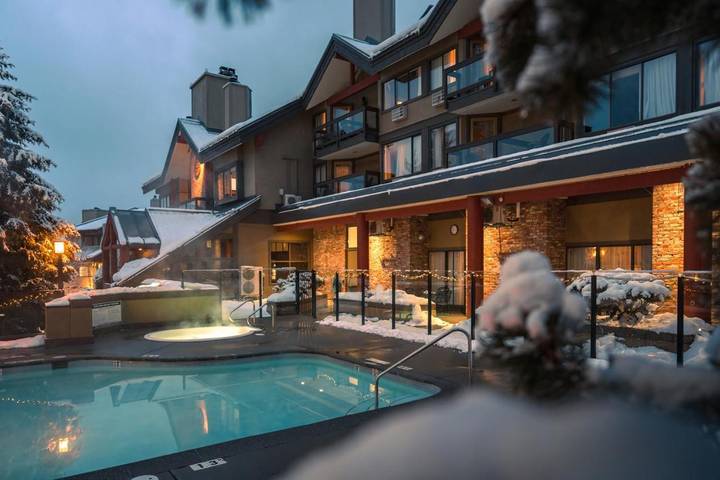 Hotel voor 4 personen, with zwembad and uitzicht as well as terras and sauna, met huisdier - 1