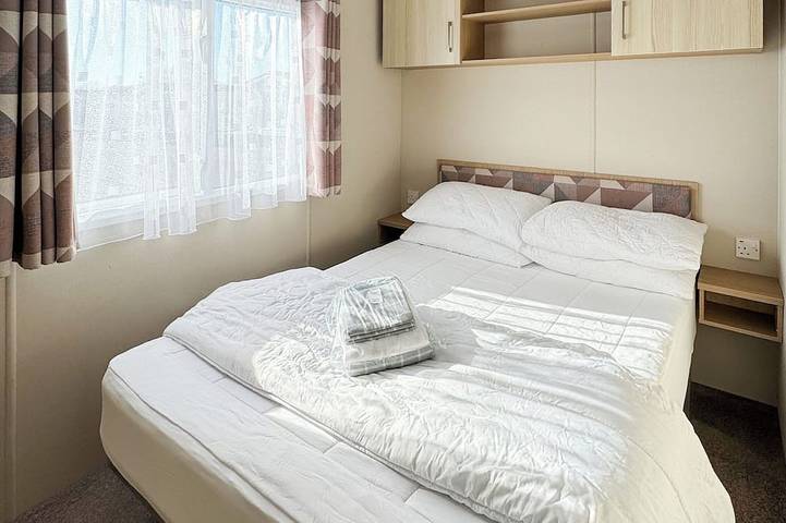 1 bedroom accommodation in Colchester in Mersea Island, Colchester