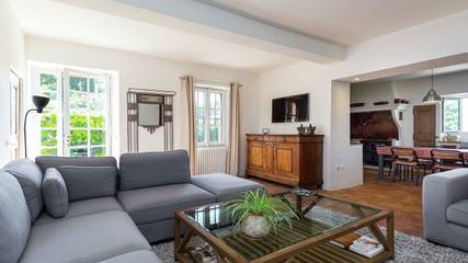 Villa pour 8 Personnes dans Grasse, Région de Cannes, Photo 1