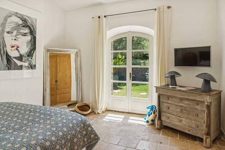 Villa pour 14 personnes, avec Balcon ainsi que Jardin et Piscine dans l'Escalet - 3