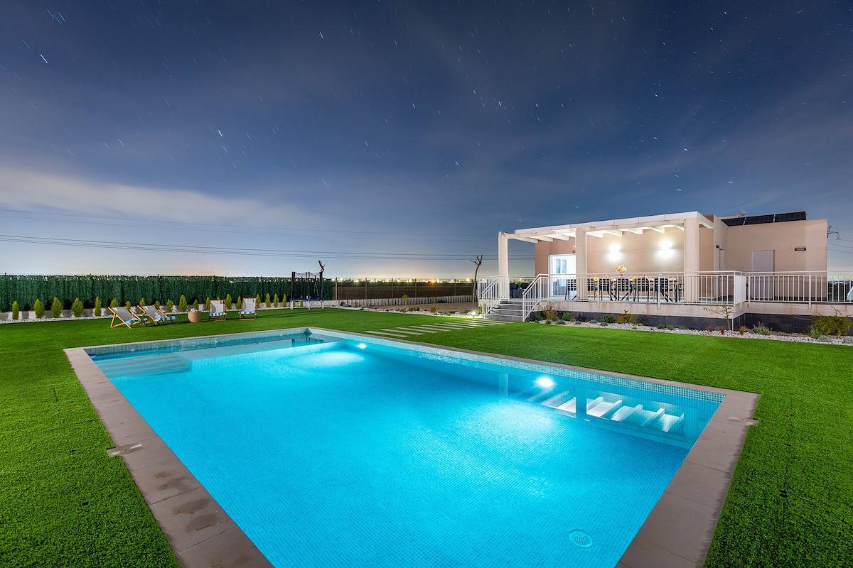 Villa voor 16 personen met tuin in Rojales, Costa Blanca