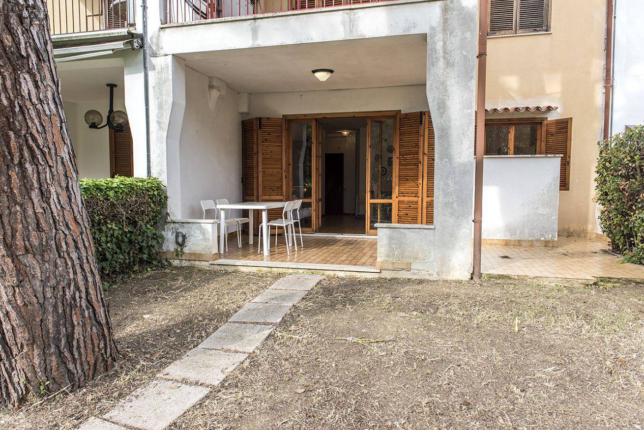 Apartamento entero, N037 - Numana, three-room apartment with garden in Numana, Riviera del Conero