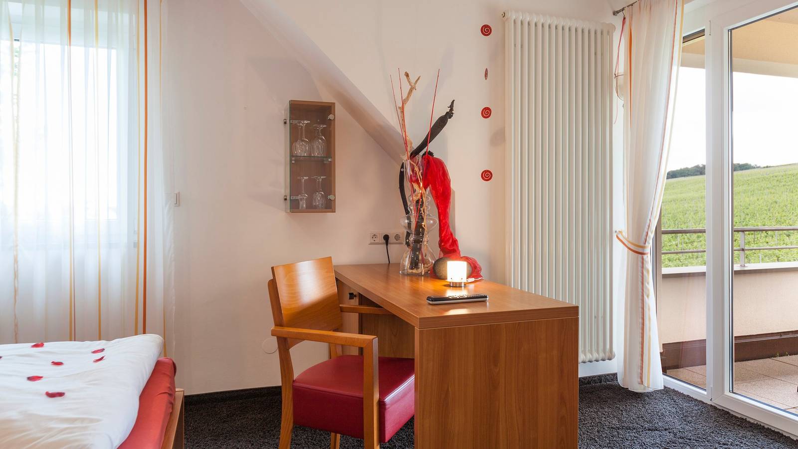Zimmer '205' mit Gemeinschaftsgarten, Balkon und Wi-Fi in Hagnau am Bodensee, Region Bodensee-Oberschwaben