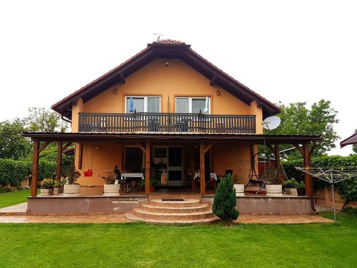 Maison d’hôte pour 2 personnes, avec vue et jardin