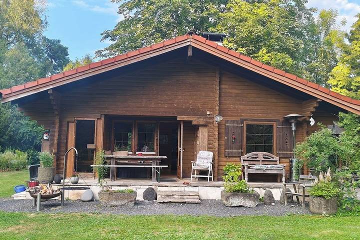 Lodge für 4 Personen, mit Garten