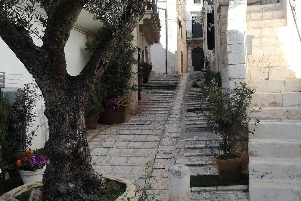 Bonito apartamento de dos habitaciones a pocos kilómetros de Polignano. in Conversano, Region de Bari